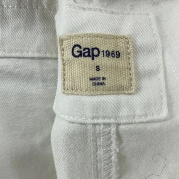 Gap 1969 Short Women's S Cream White Denim Bib Adjustable Strap Stretch Shortall - Picture 7 of 9